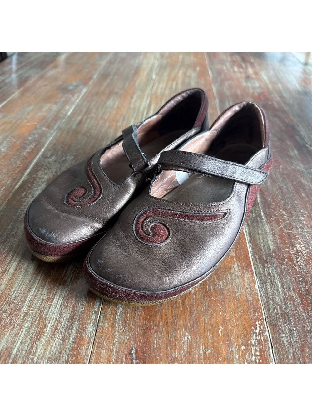 Naot Copper Brown Leather & Rusty Burgundy Suede Leather Flats Size 7/38